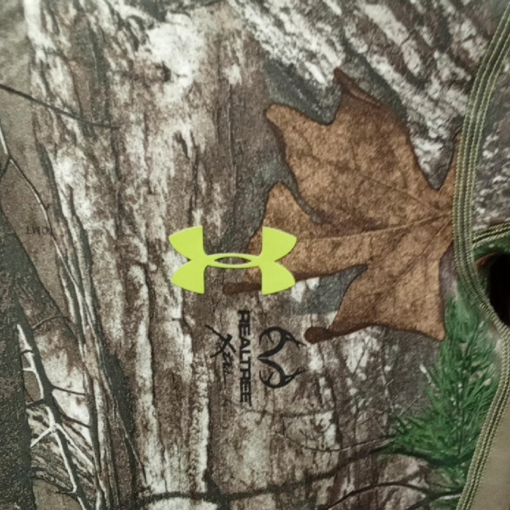 Under Armour Woodland Camo Long Sleeve Top - Picture 6 of 6